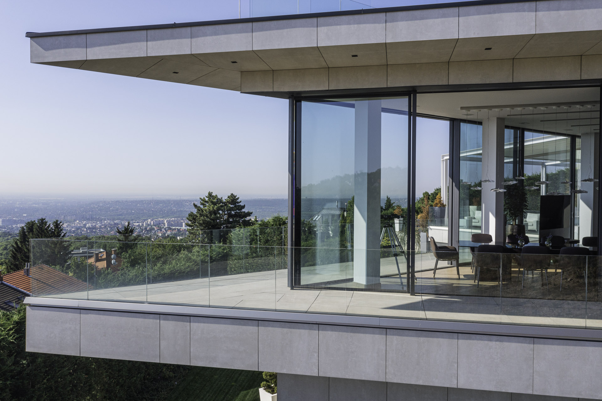 Alu-clad sliding doors from an external perspective