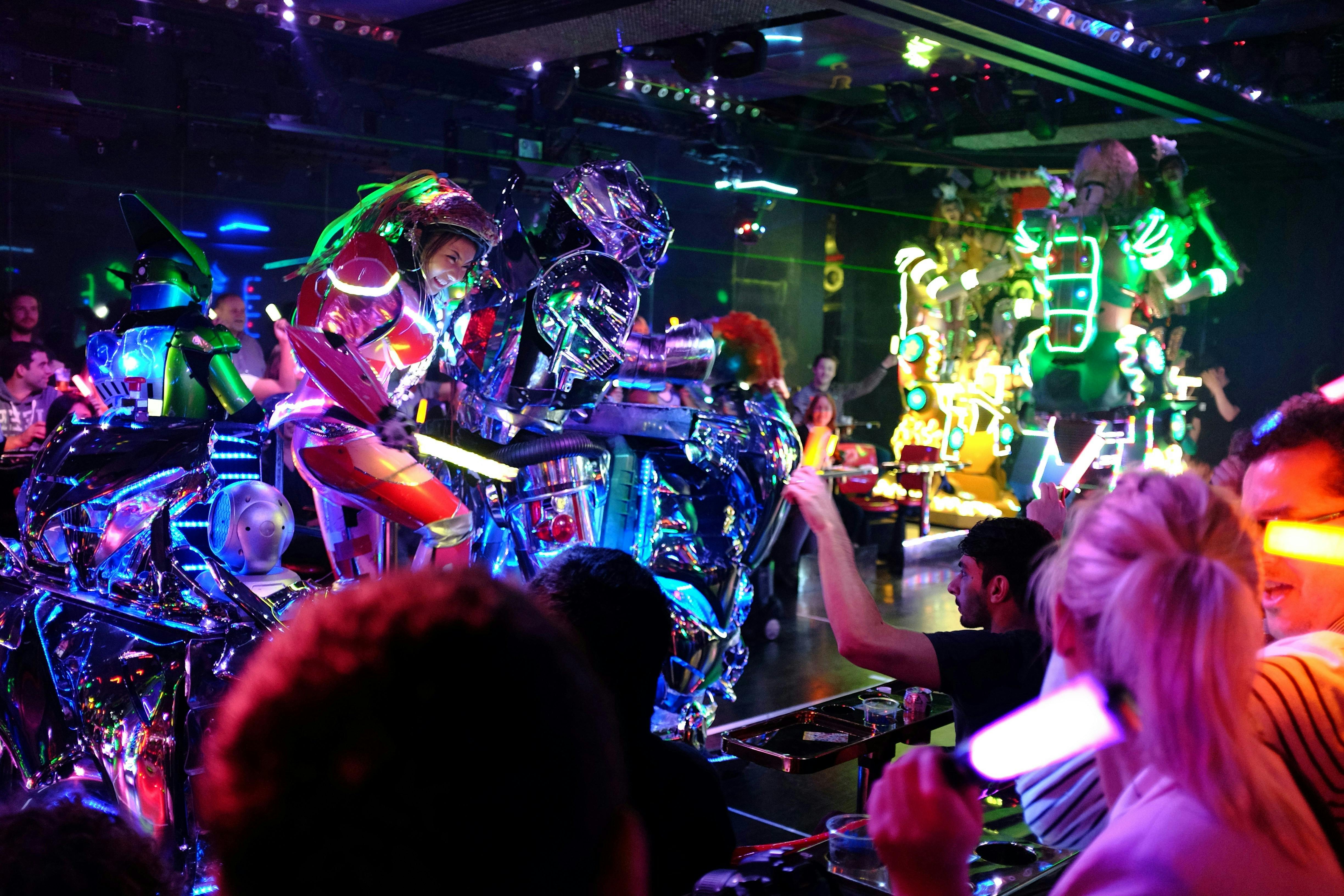 Experience Robot Restaurant