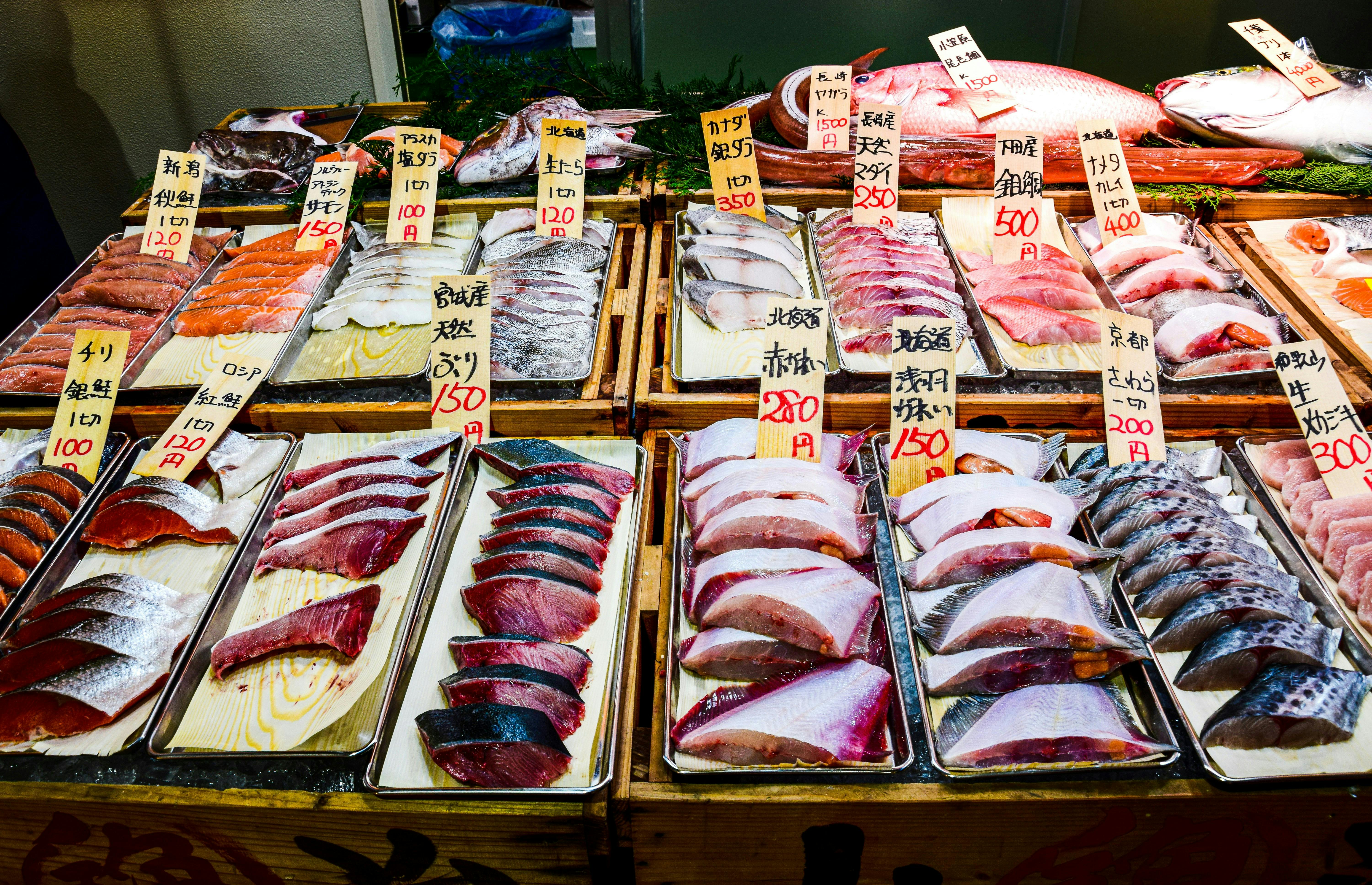 Explore Toyosu Market in the Morning