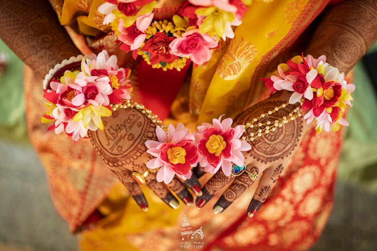stunning floral jewellery for brides