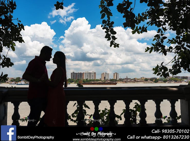 silhouette engagement couple potraits