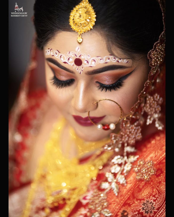 attractive bridal poses
