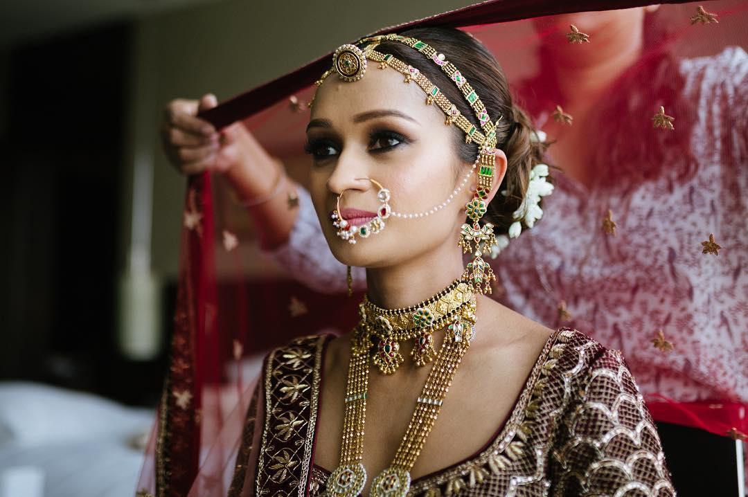22 Best Matha patti hairstyles ideas  matha patti hairstyles indian  bridal outfits bridal jewellery indian