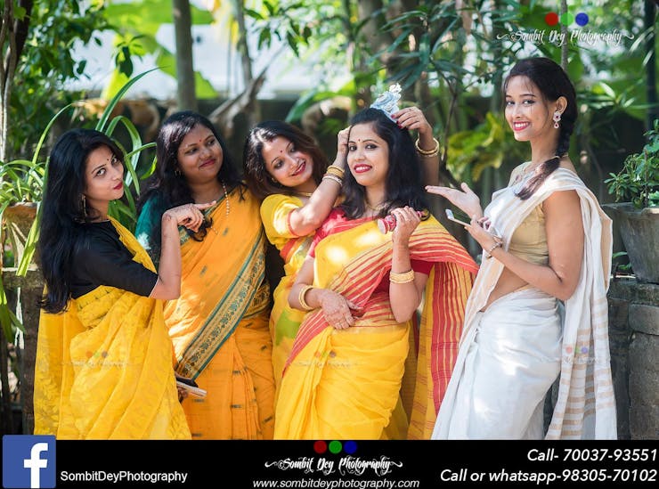 lovely bridesmaids poses ideas