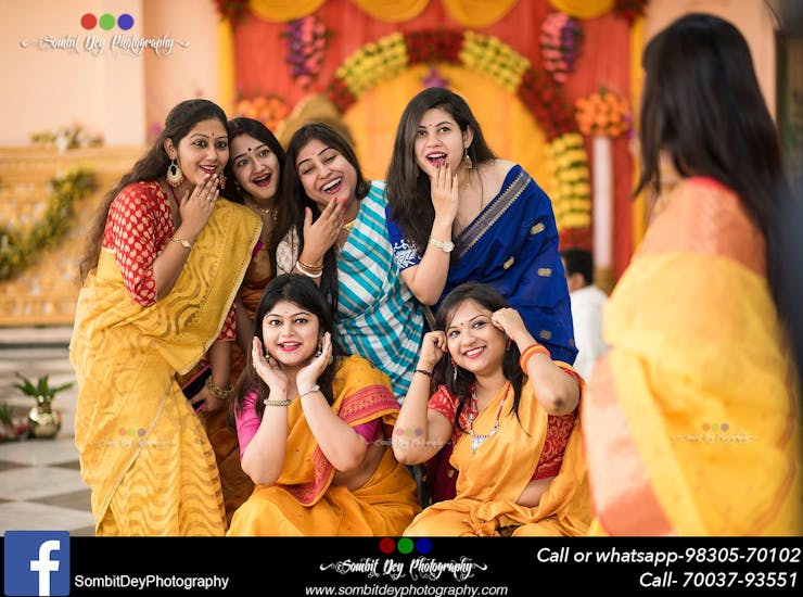 latest bridesmaids poses ideas