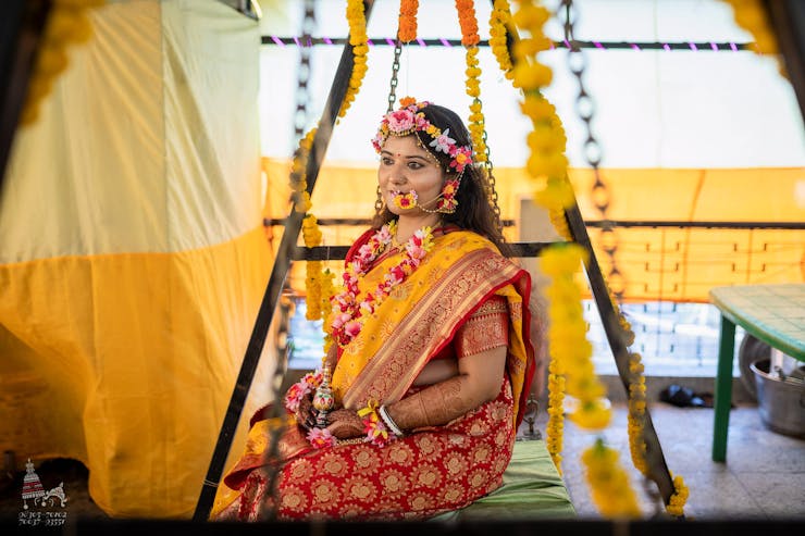 open hairstyle for haldi ceremony