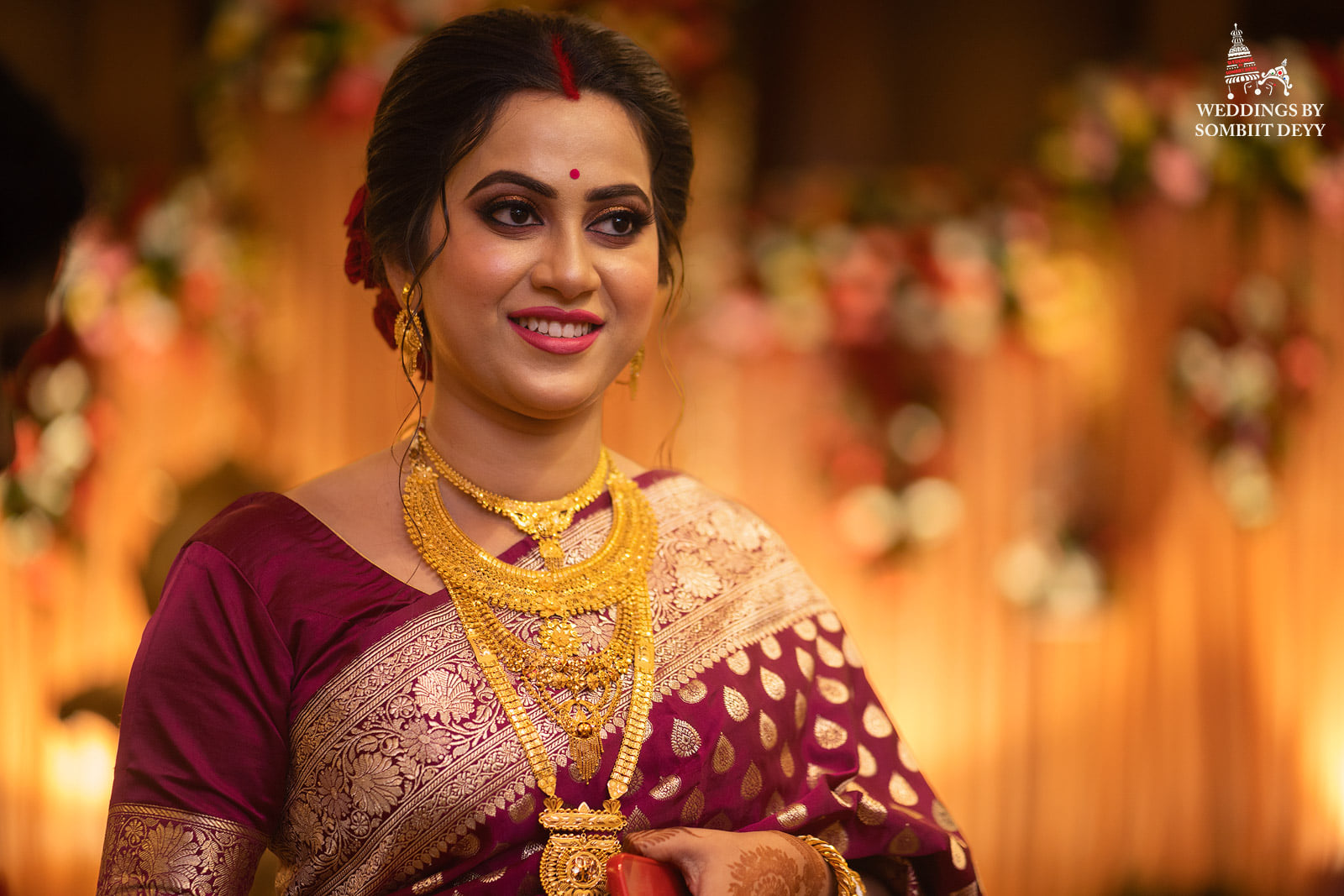 The Bengali bride gold earrings online shopping Kalyan