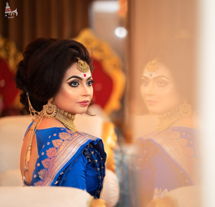 creative bridal poses