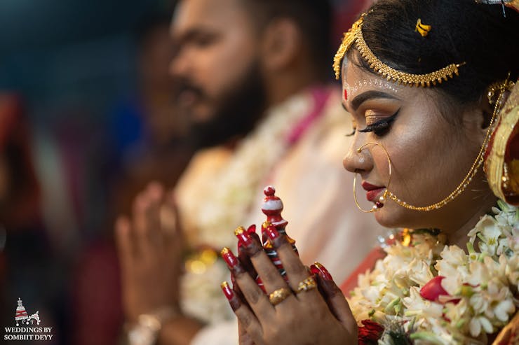 Candid wedding photography tips