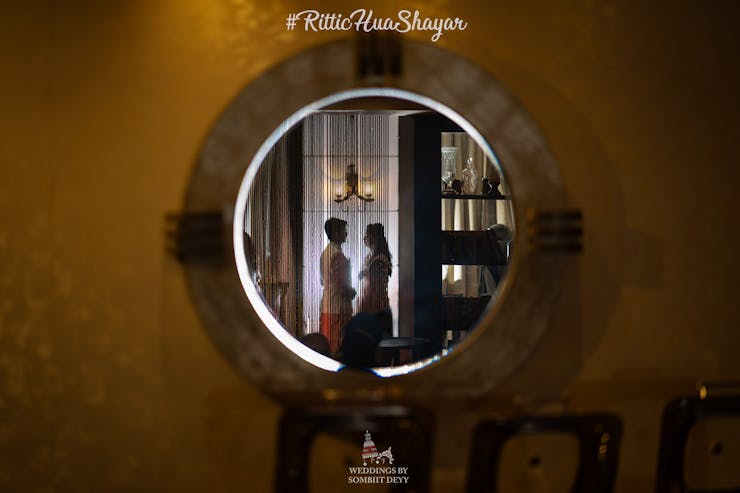 creative indoor pre-wedding pose
