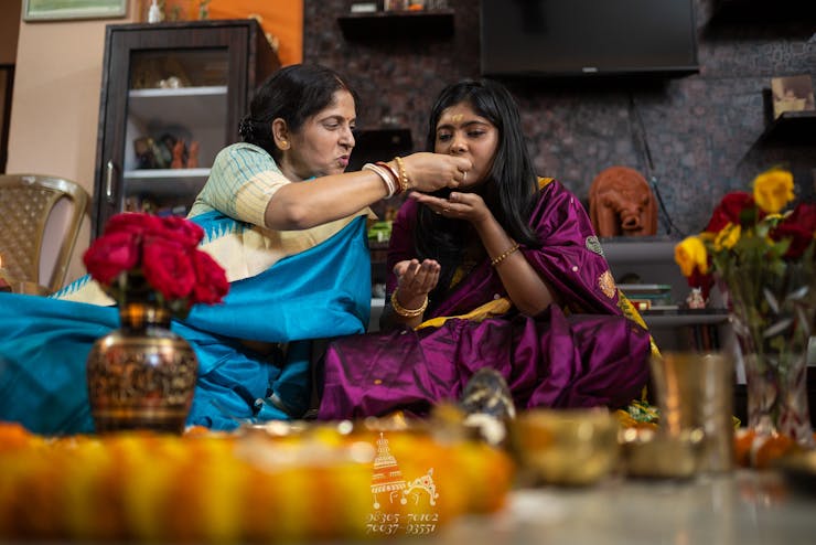 Candid wedding photography tips