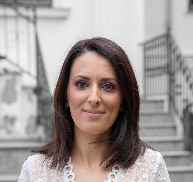 alina nicolae