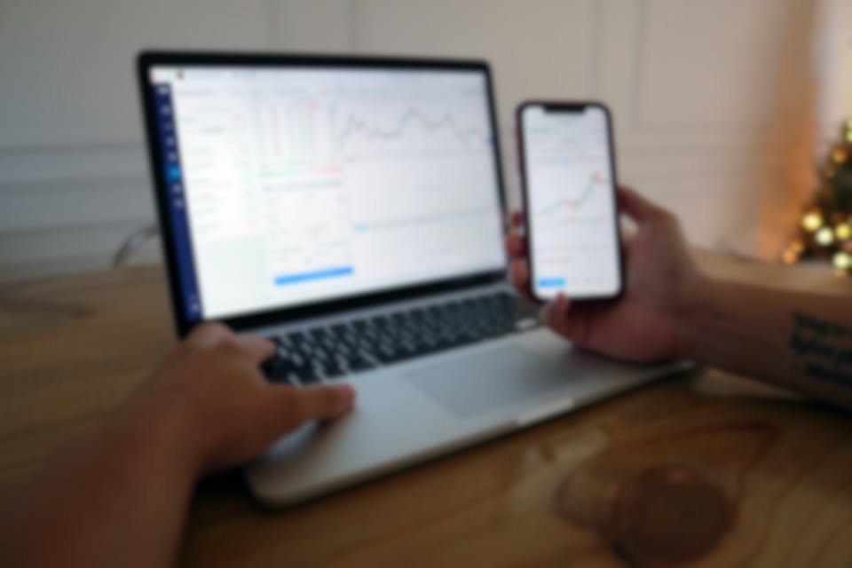 eToro vs AvaTrade