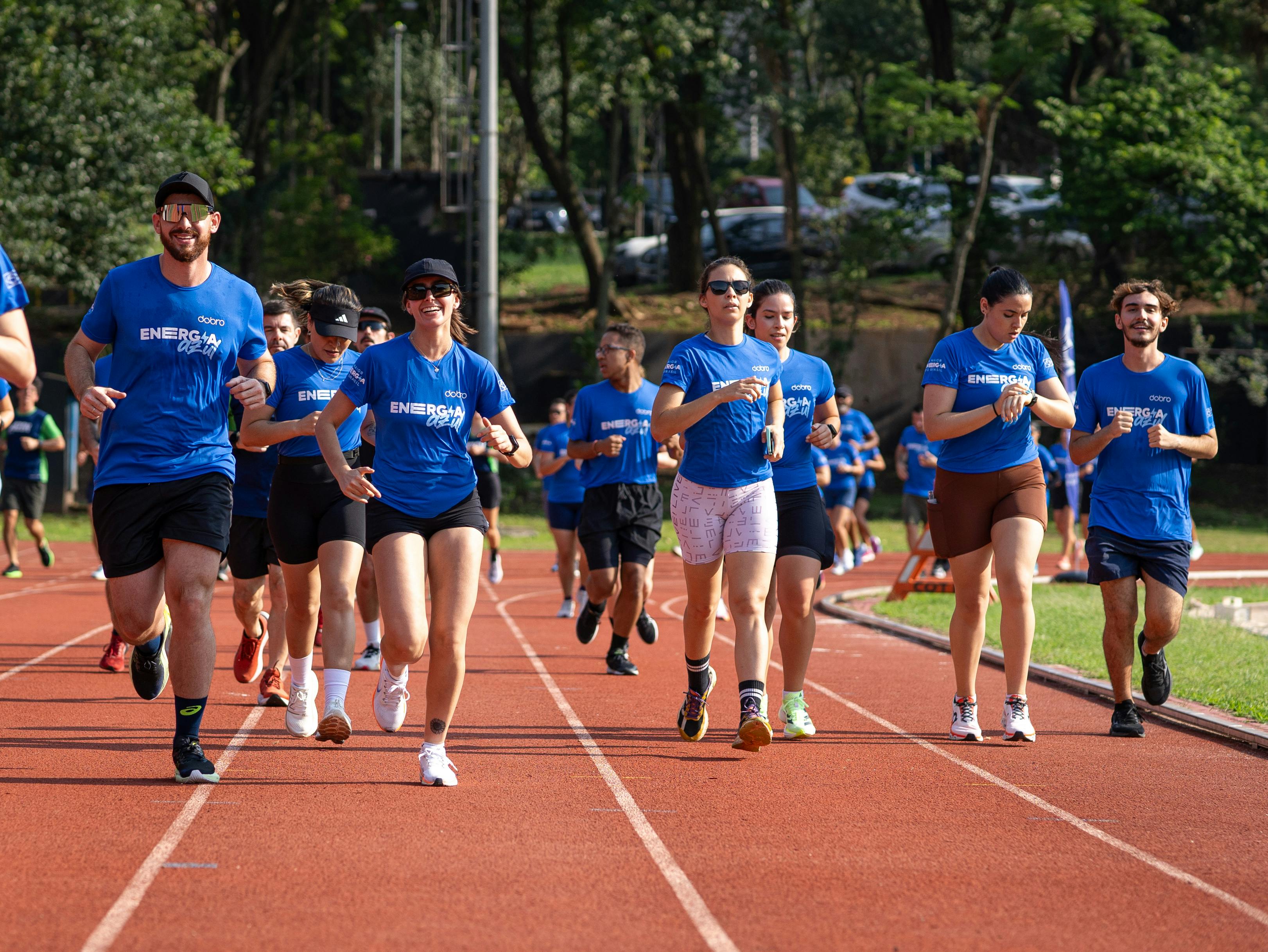 Pessoas correndo