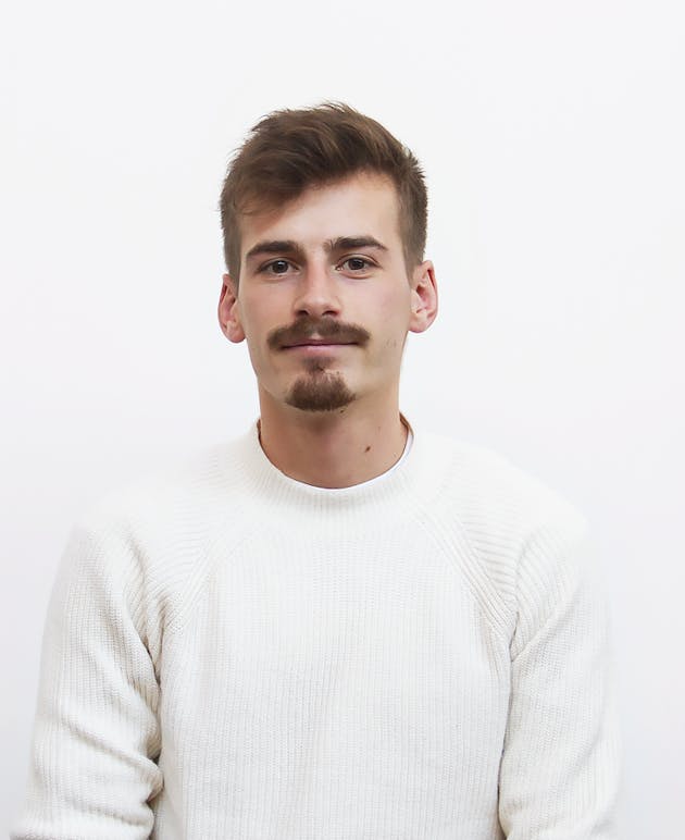 Gaetan Avez — Designer