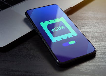 smartphone using eSIM