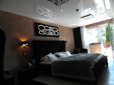 weiße Lackspanndecke in einem Schlafzimmer - - Raumdecken - Spanndecken Markowski GmbH