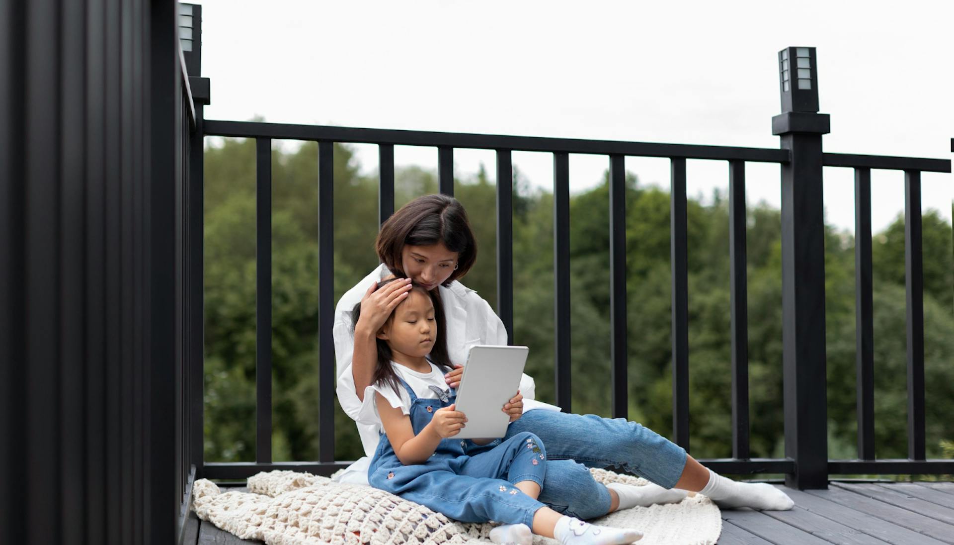 aluminium-frame-for-decking-australia-lifestyle