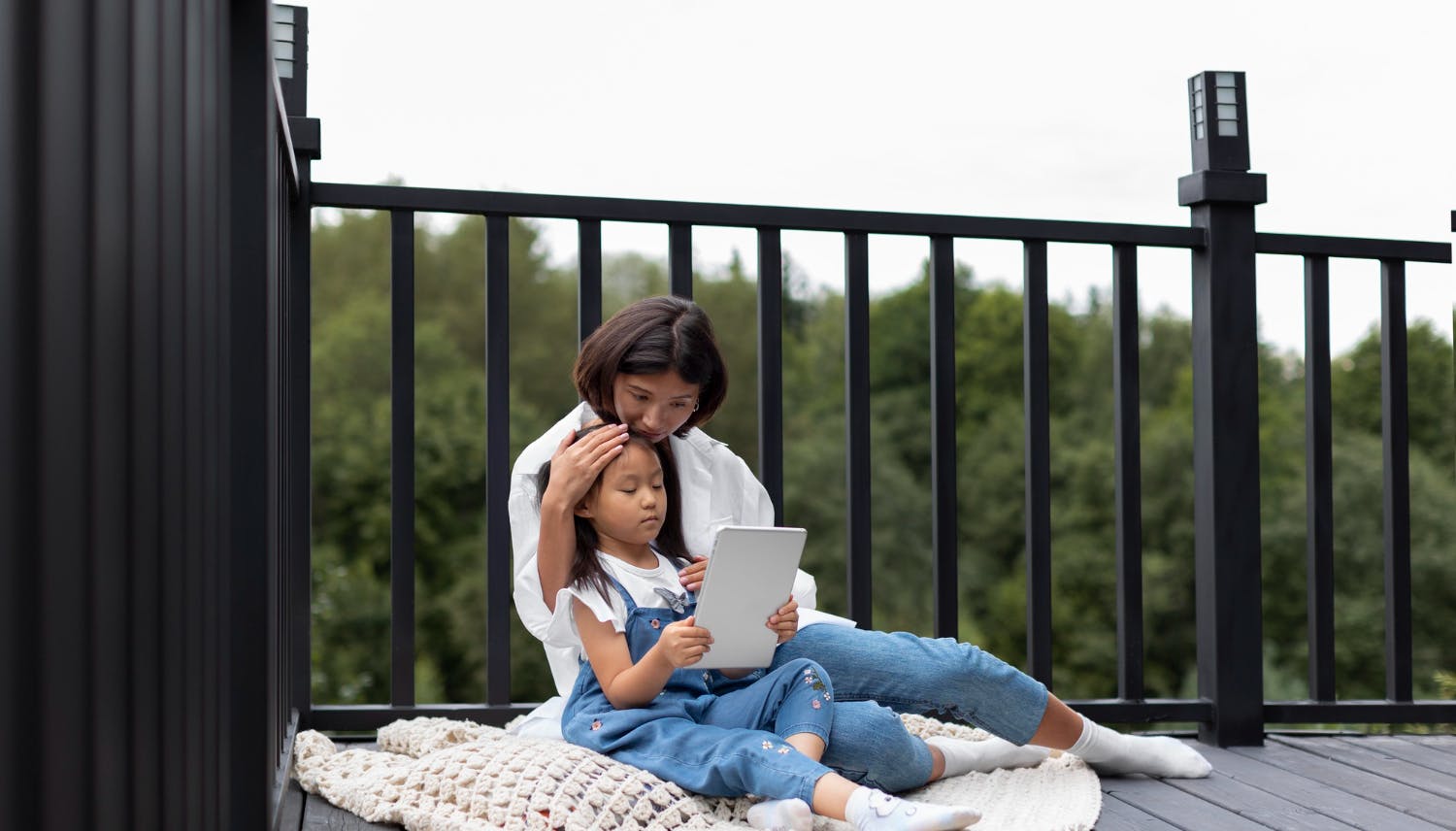 aluminium-frame-for-decking-australia-lifestyle