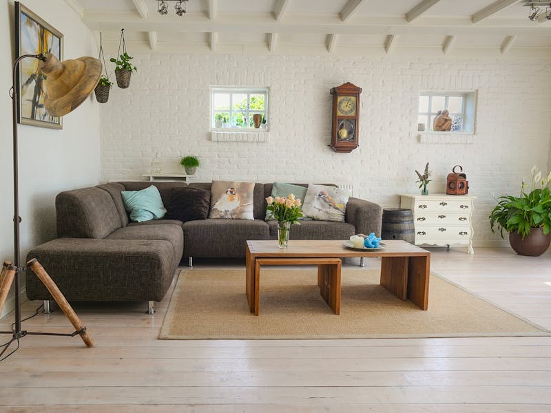 Wohnzimmer mit Sofa