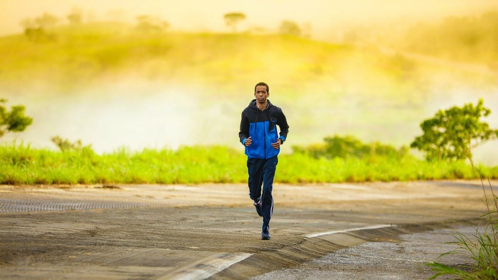 Fitness App für Jogger Joggen auf Straße