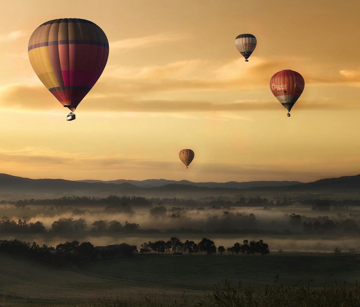 Mit dem Heißluftballon unterwegs Heißluftballon fliegen