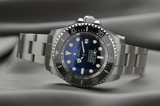Silberne ROLEX Deepsea mit bläulichem Ziffernblatt