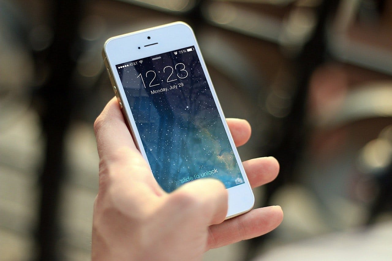 Apple iPhone iPhone