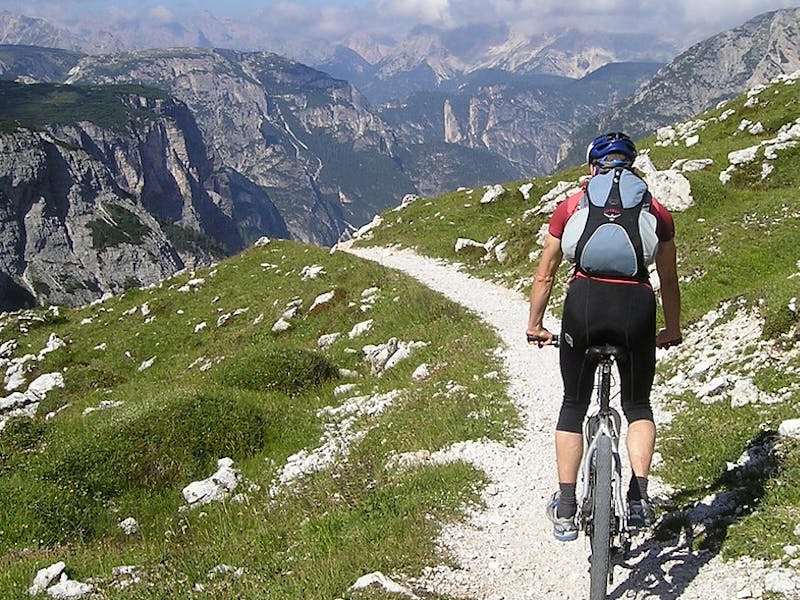 Radfahrer auf Mountainbike