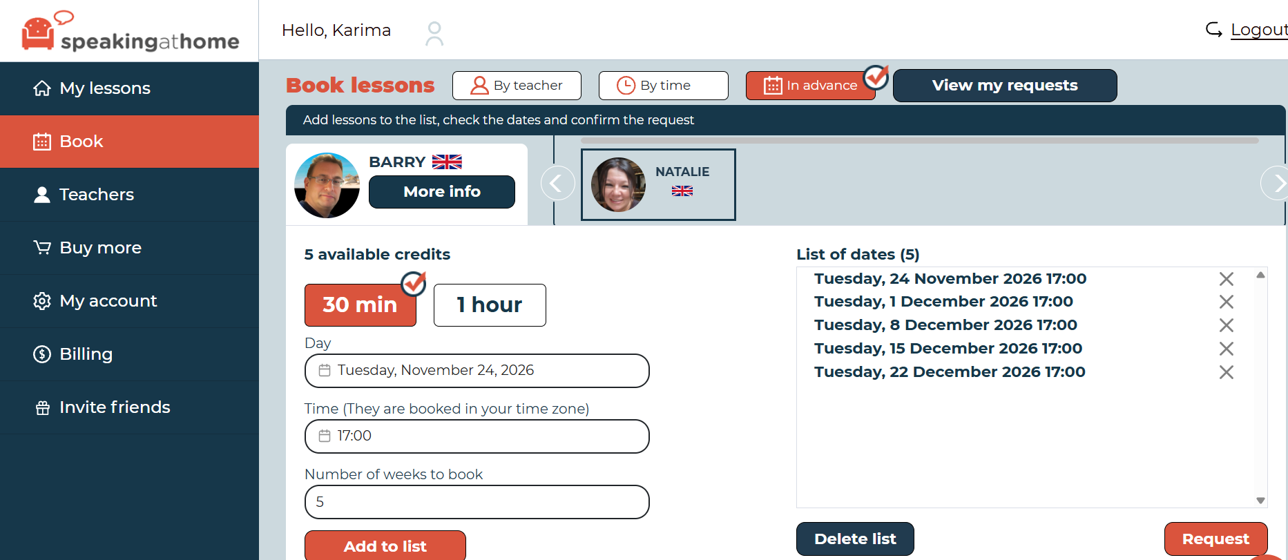 La traducción al inglés es:  Advance class booking page view of Speakingathome