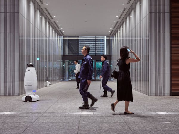 SEQSENSE SQ-2 Security Robot / Tokyo / Japan / 2019
