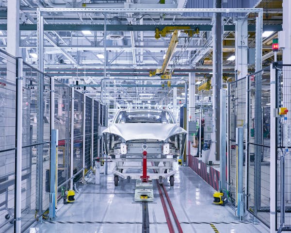 Model S Assembly / Tesla Factory / Fremont / California / 2016