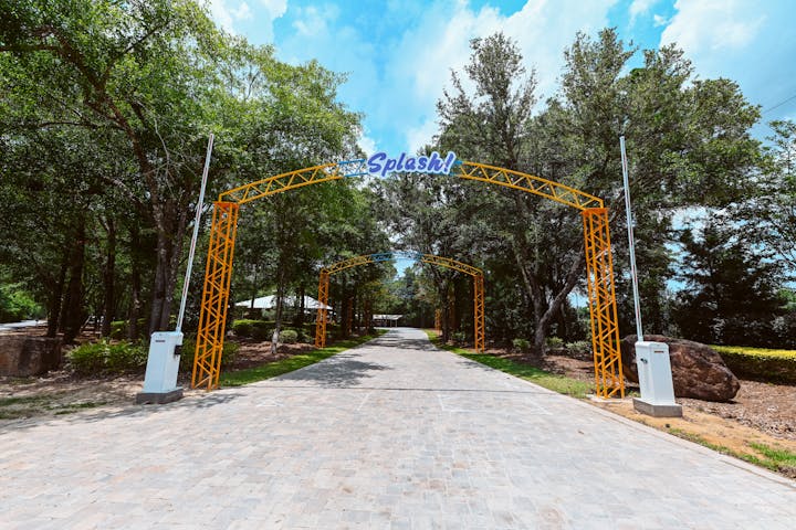 Entrance to Splash RV Resort