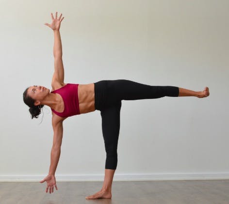 8 Yoga Moves to Strengthen Your Knees