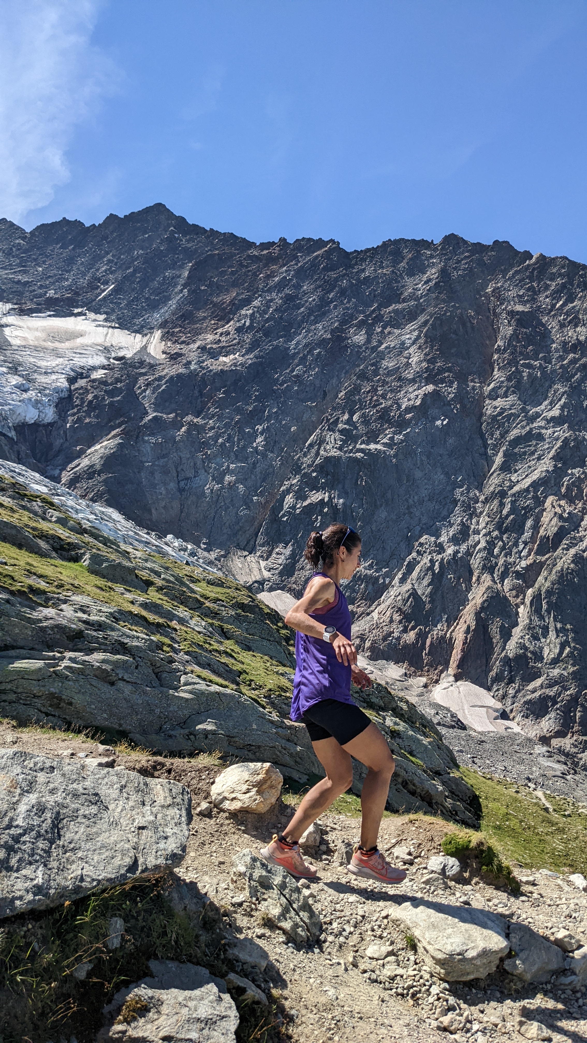 In foto: Gloria indossa le Nike React Pegasus Trail 4