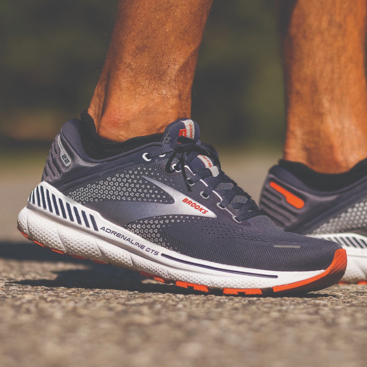 Brooks hotsell adrenaline review