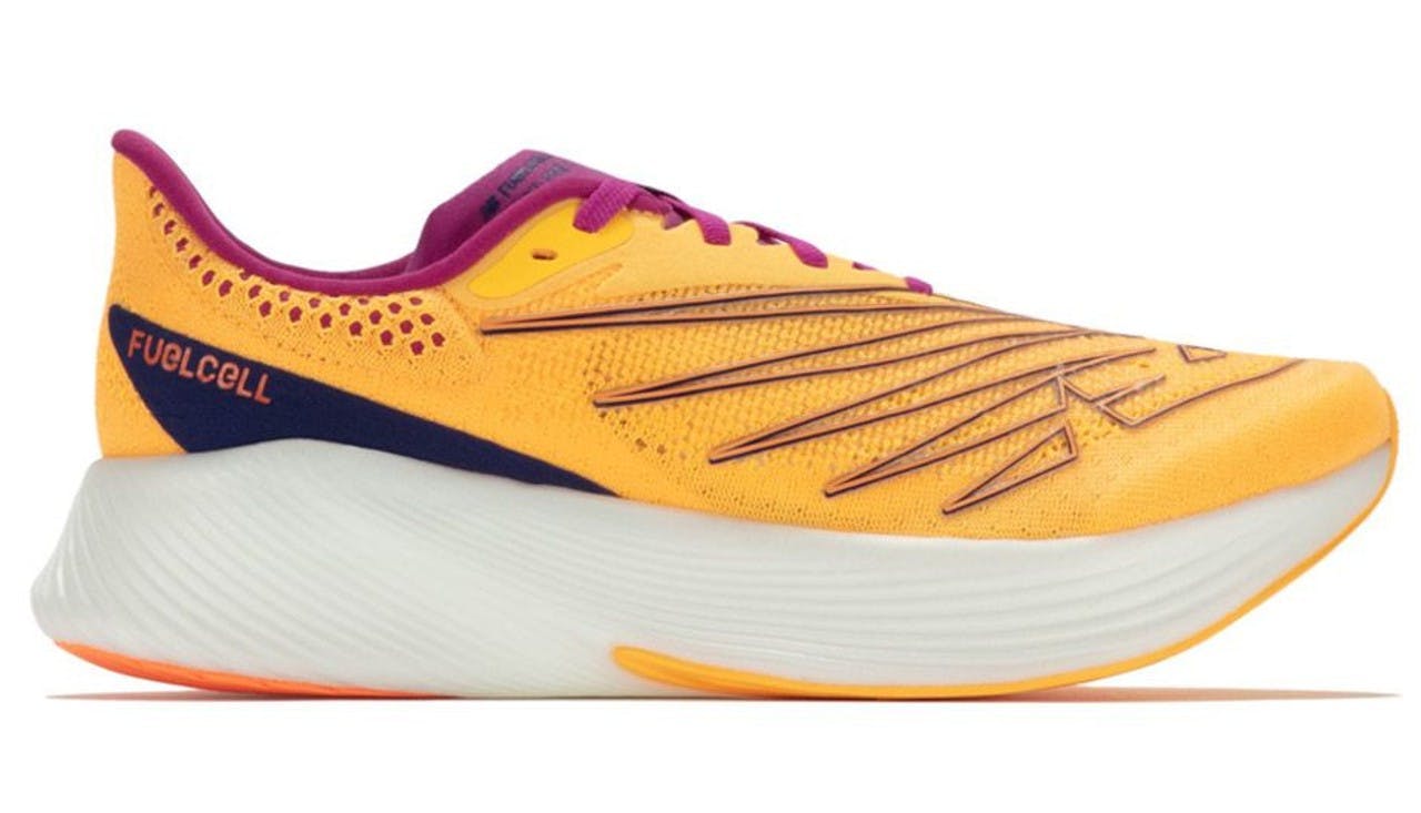 new-balance-fuelcell-rc-elite-v2-road-racing-running-shoes