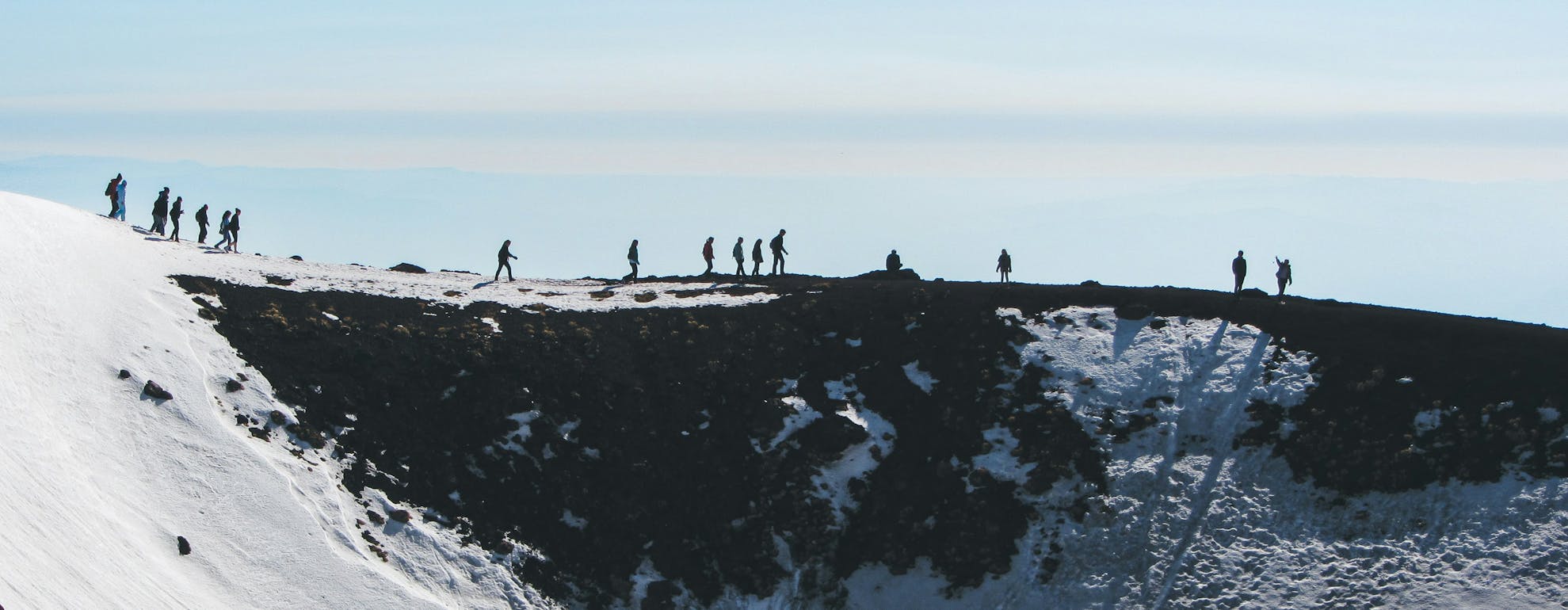 hiking-mount-etna-parallax