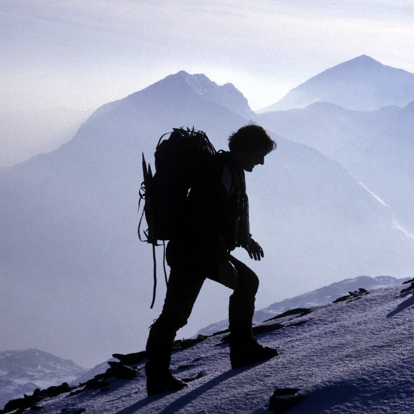 Alpinismo en invierno con Hero Douglas