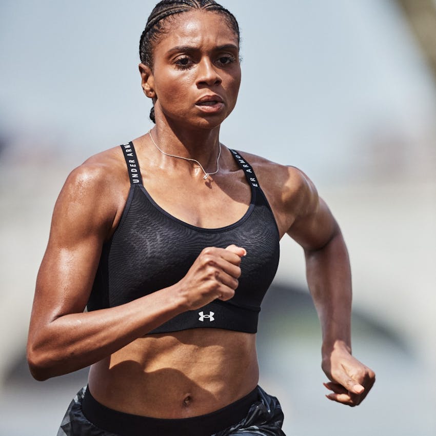 How to choose the right Sports Bra | The Running Hub | SportsShoes.com
