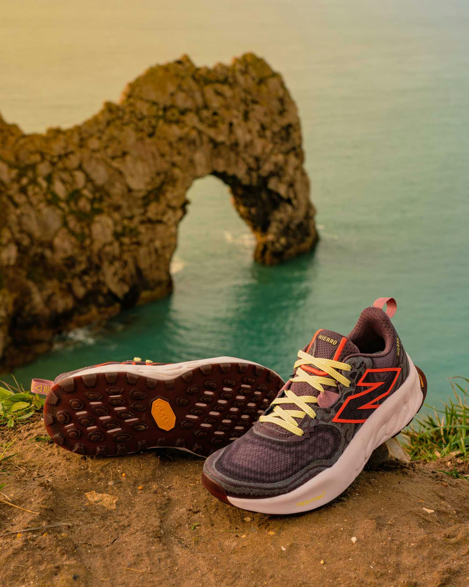 new-balance-hierro-v8-trail-running-shoes