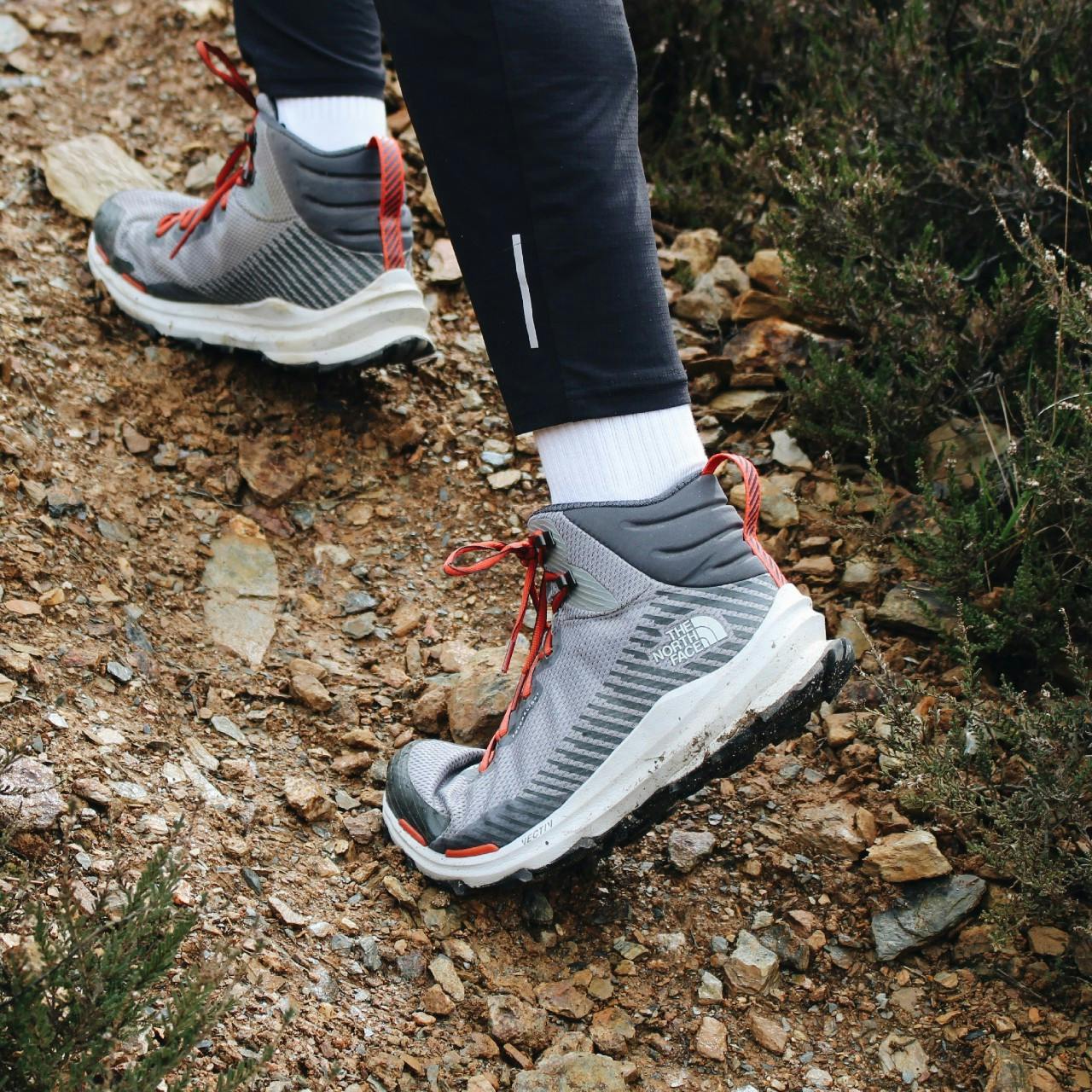 article2-thenorth-face-sportsshoes-discover-your-trail-komoot-collection-cornwall