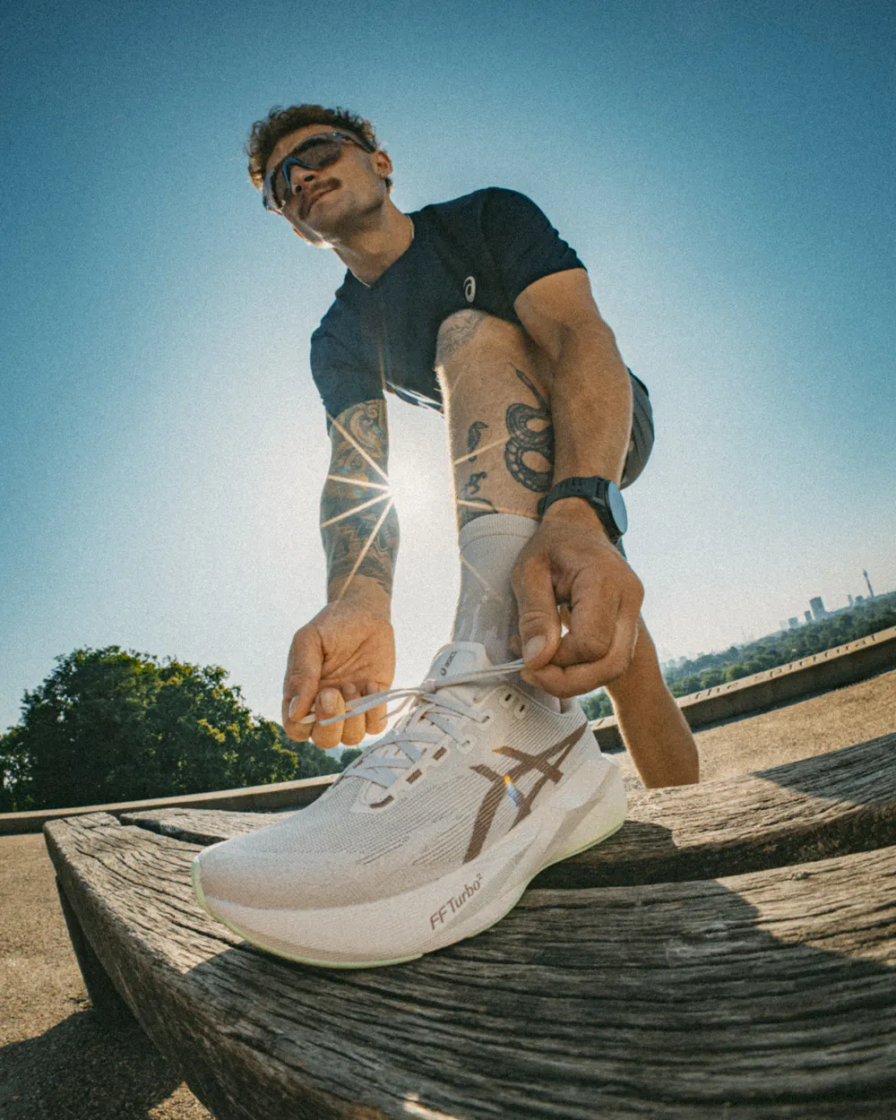 ASICS Novablast 6