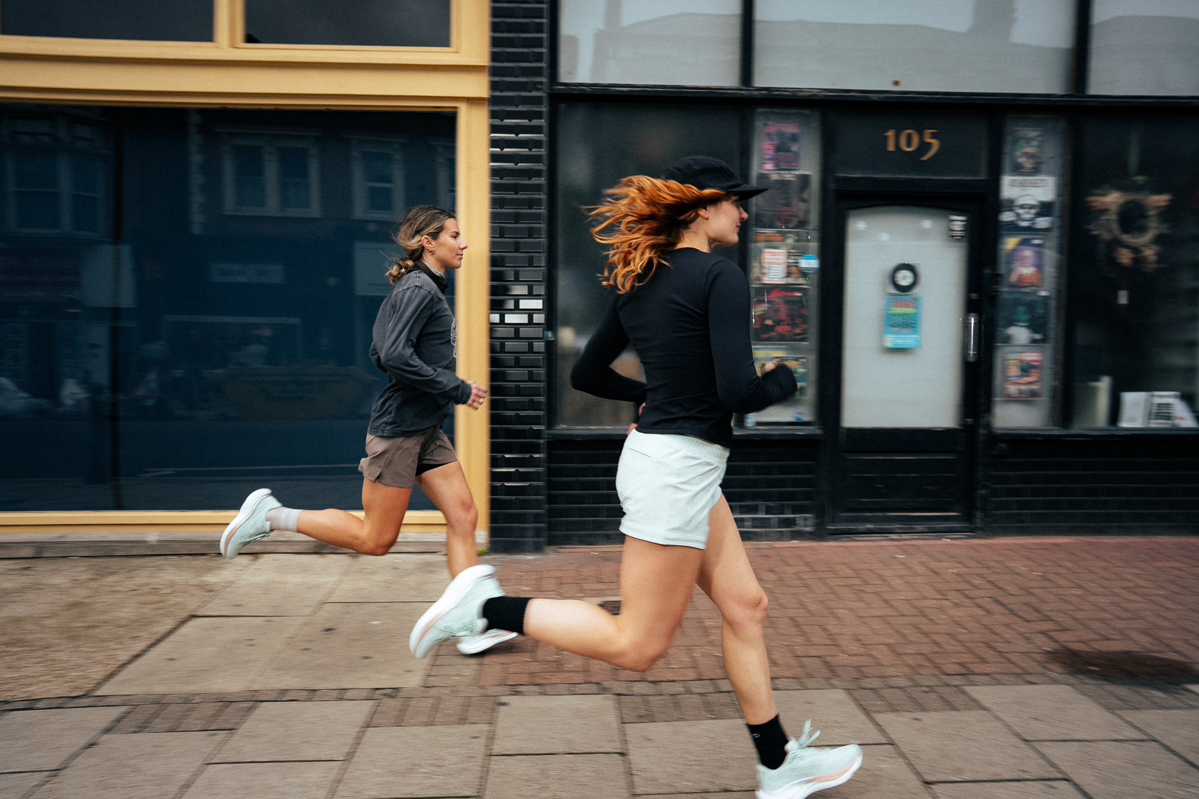 WOMEN'S SALE - SPORTSSHOES.COM OUTLET - 30 - 80% OFF Run, Trail, Hike