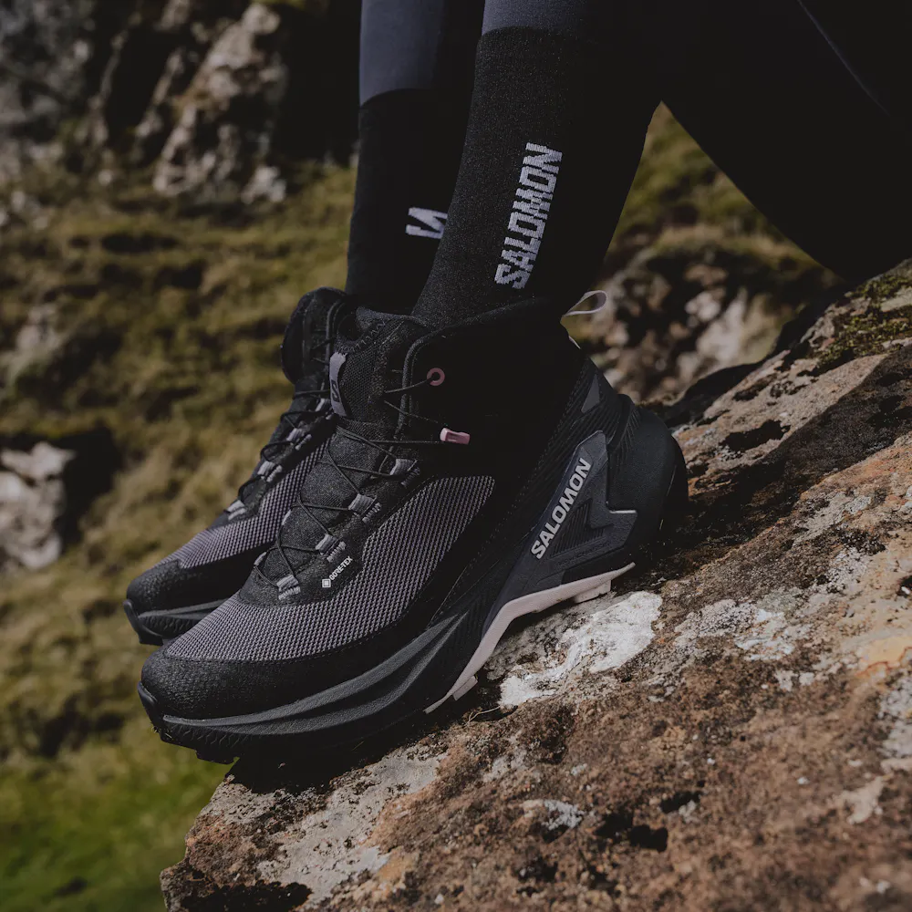Salomon Genesis Mid hiking shoe