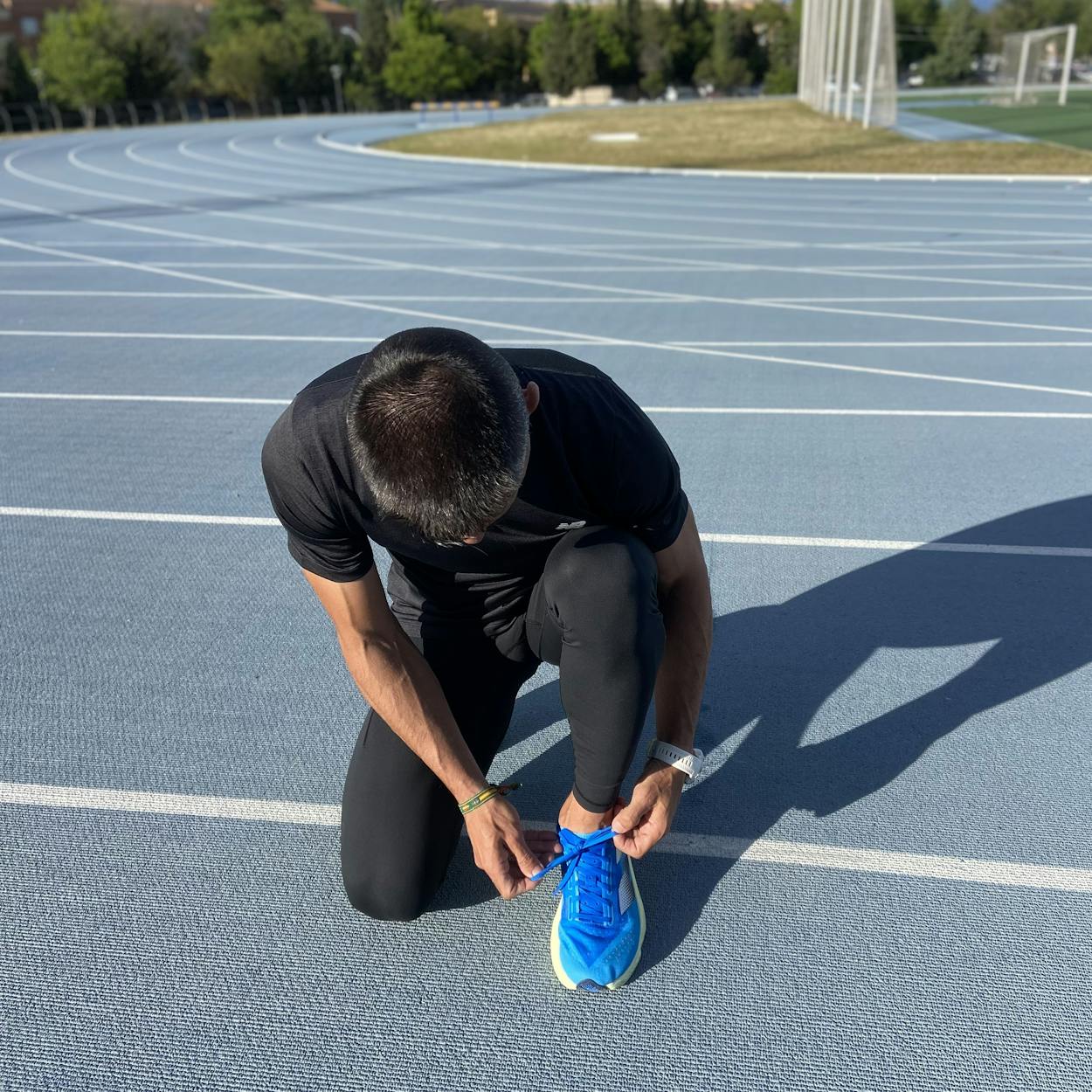 jonatan-orozco-en-la-pista-de-atletismo