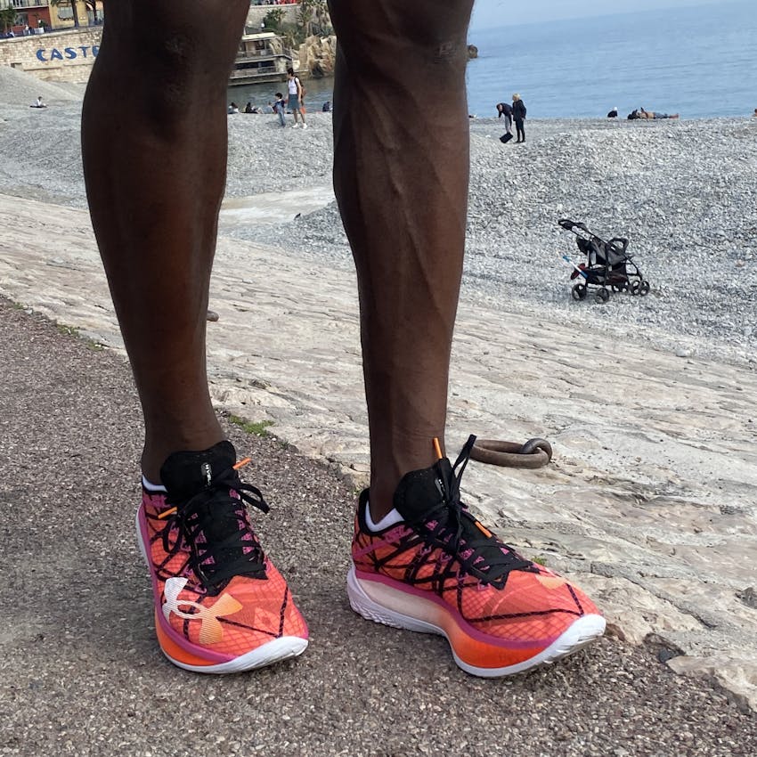Article thumbnail for Analyse : Under Armour Velociti Elite 2 vs Flow Velociti Elite