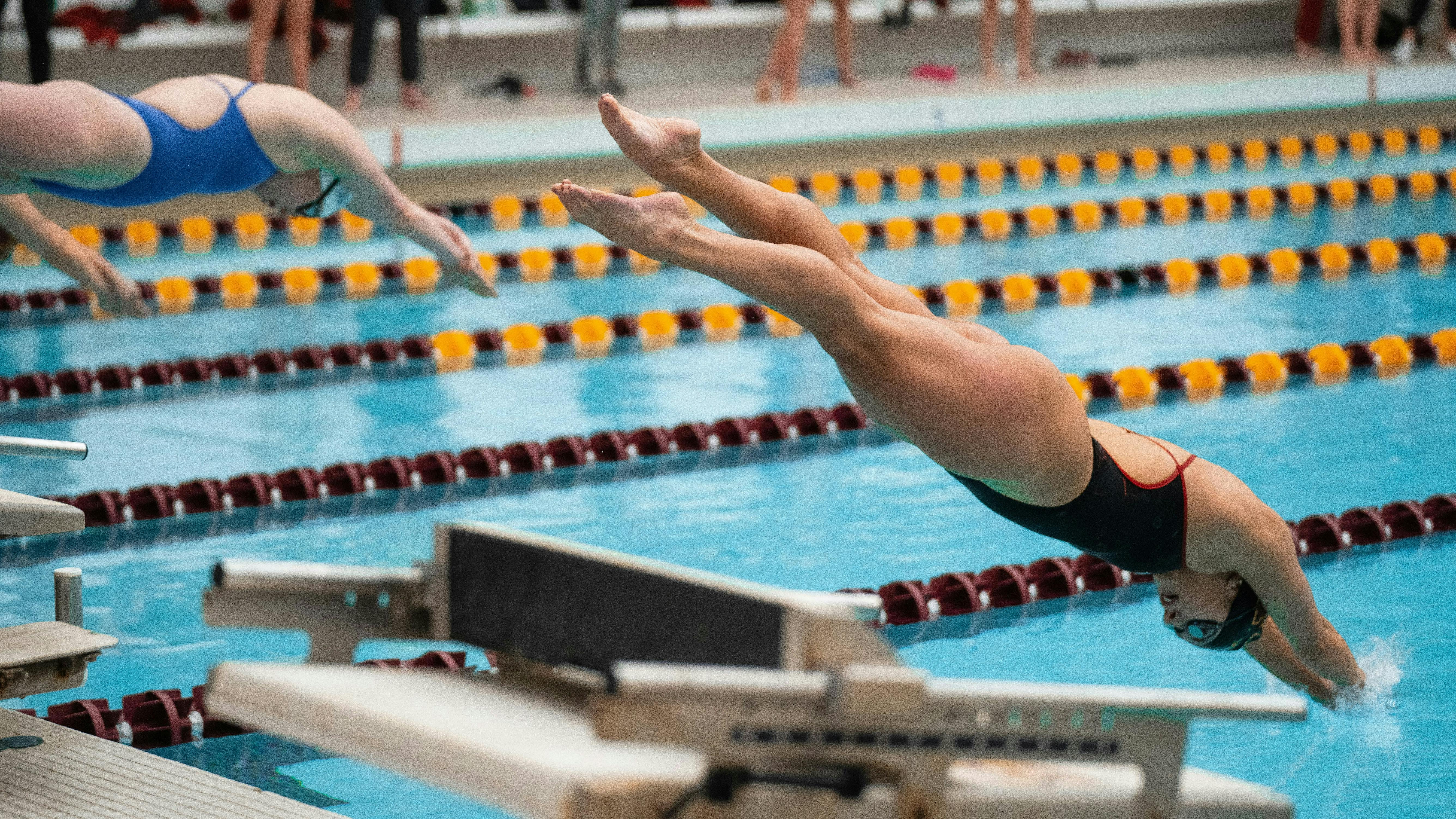 100m-swimming-freestyle-race-olympics
