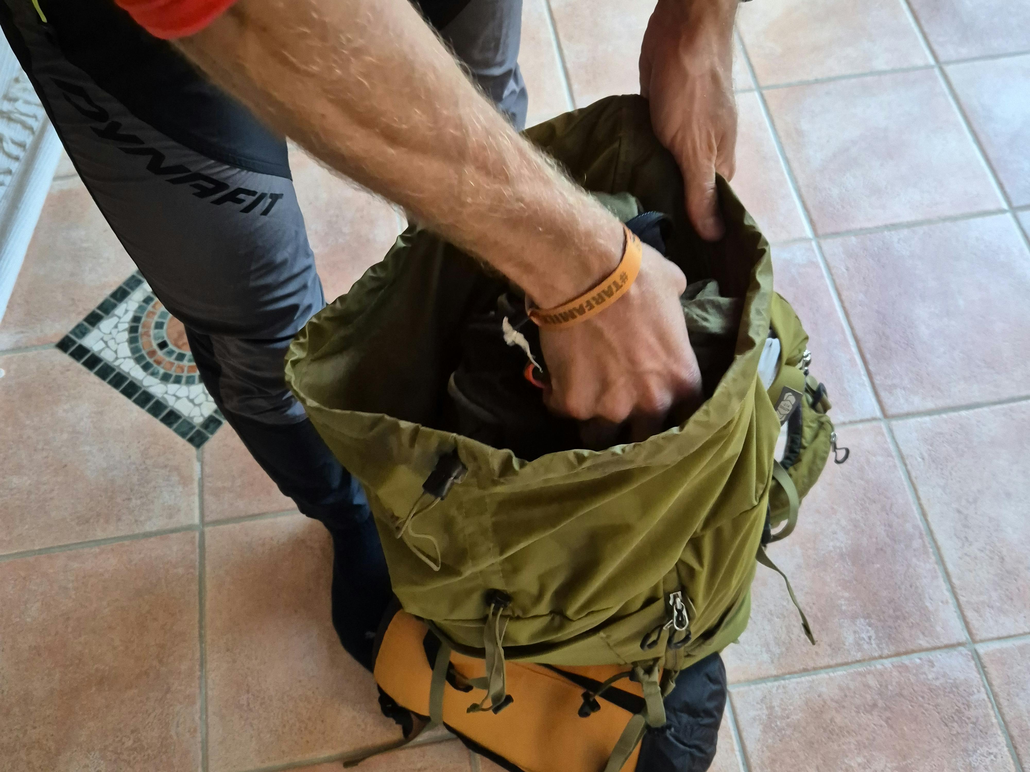 Deuter Aircontact Core 40+10