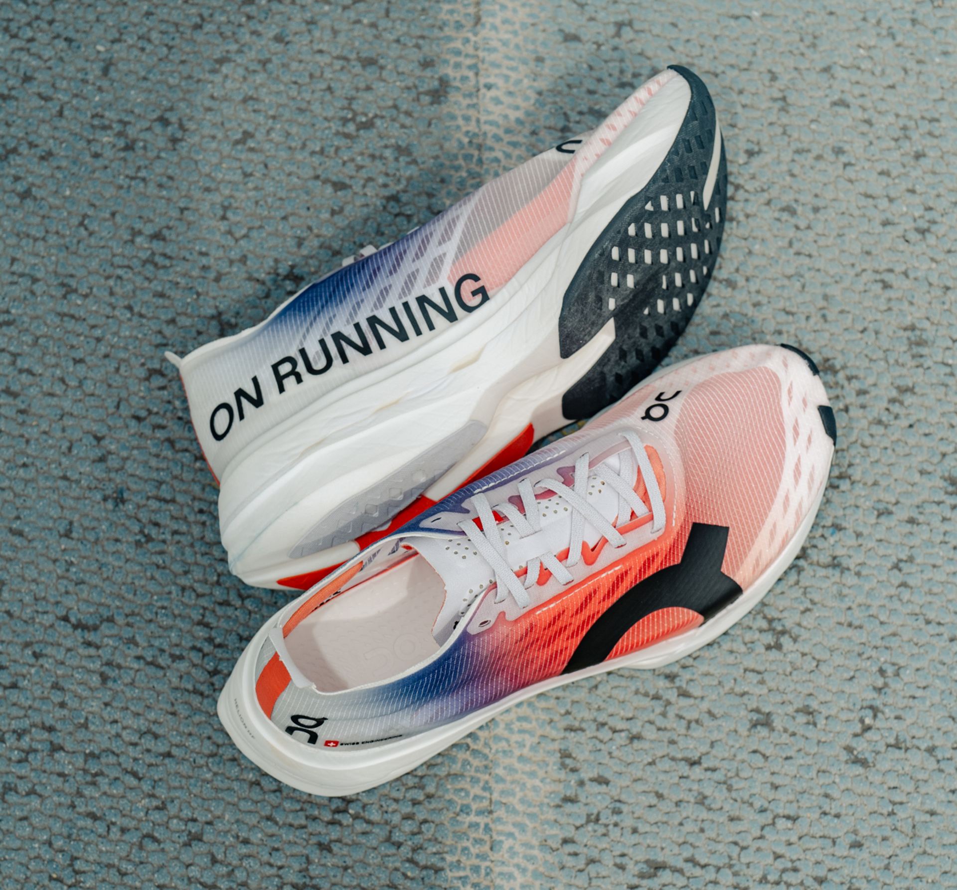 FIRST LOOK: On Cloudboom Strike | SportsShoes.com